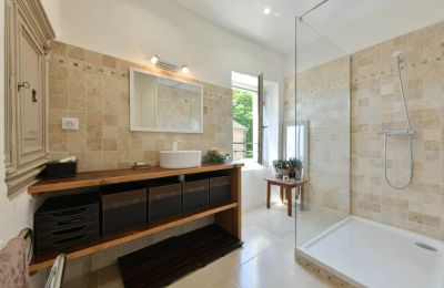 Propiedad histórica en venta Uzès, Occitania, Imagen 26/32