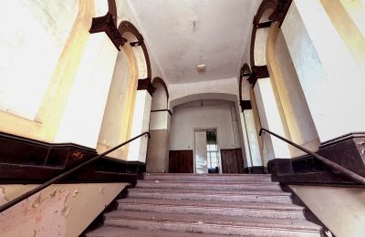 Palacio en venta Bronów, Bronów 20, Baja Silesia, Escalera