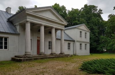 Casa señorial en venta Błaszki, Voivodato de Łódź:  Pórtico