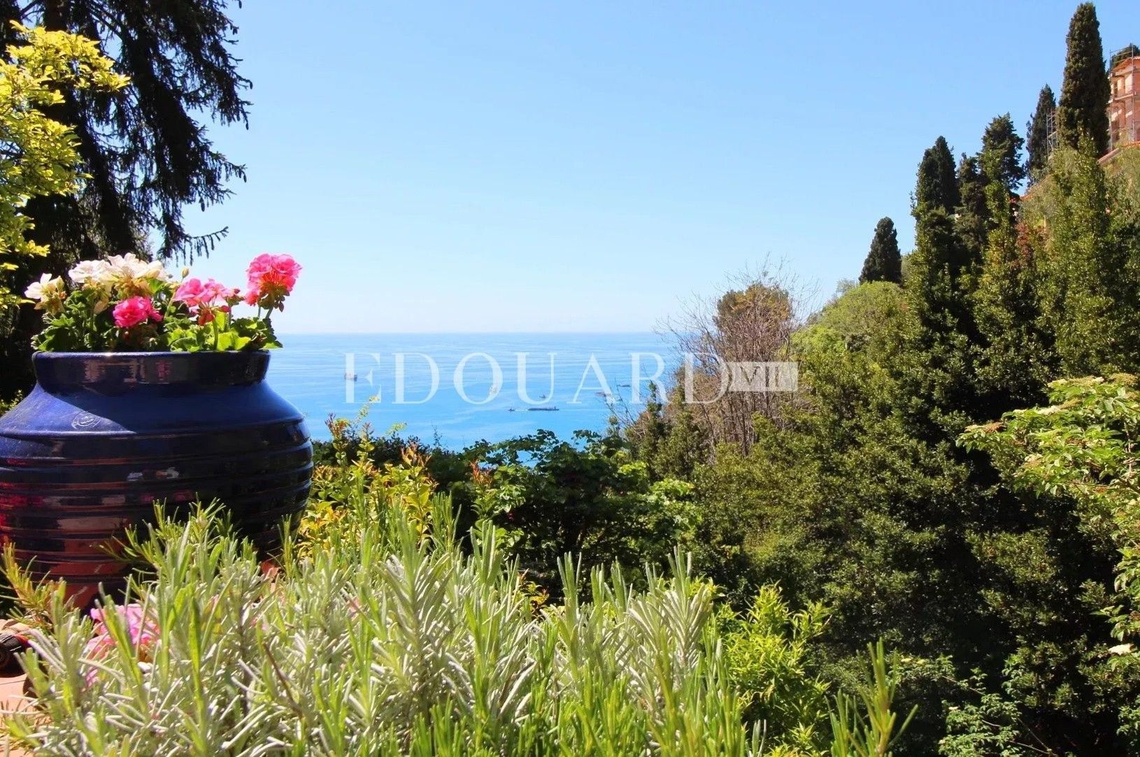 Fotos Villa en Roquebrune-Cap-Martin con gran terraza, jardín y vistas al mar