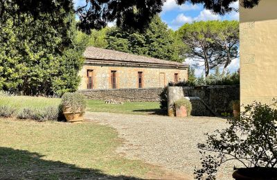 Villa histórica en venta Siena, Toscana:  RIF 2937 Blick auf Anwesen