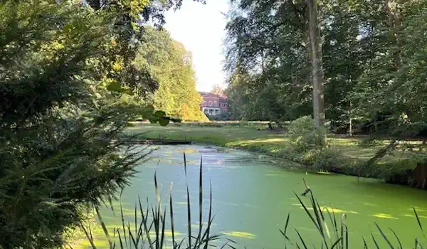 Casa señorial con parque impresionante