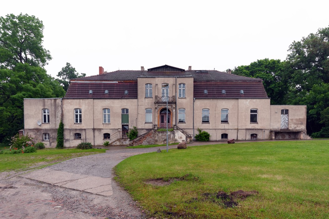 Manor in Grünow Uckermark, Grünow