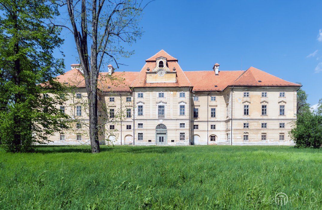 Fotos /pp/cc_by_nc_sa/medium-si-novo-celje-castle.jpg