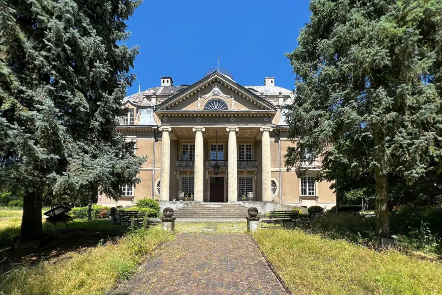 Palacios en venta en Polonia