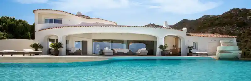 Ofertas de propiedades en Italia Cerdeña