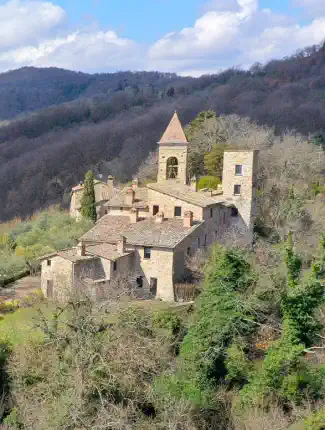 Casa histórica con iglesia en el antiguo núcleo medieval "Monte Migiano", 06019 Umbertide, Umbría