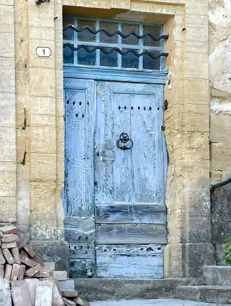 Casa histórica con 235 m² y patio – Proyecto de restauración, Uzès, Occitania