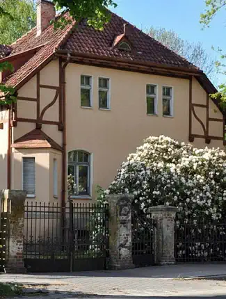 VILLA REPRESENTATIVA CON JARDÍN PRIVADO EN EL CENTRO DE KOSZALIN, Koszalin, Pomerania Occidental