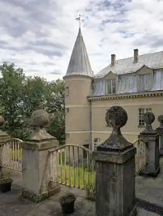 Palacio en Łubie: Joya neoclásica en Lubie, Silesia, Łubie, Silesia