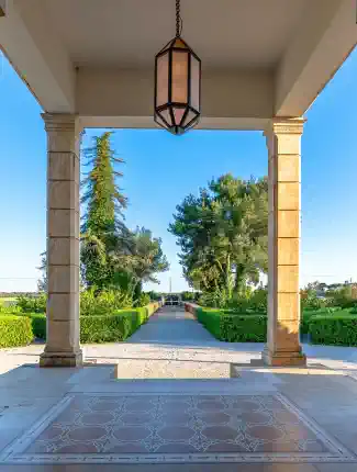 Historic villa for sale by private auction with pool and independent annexe in Mesagne, Mesagne, Apulia