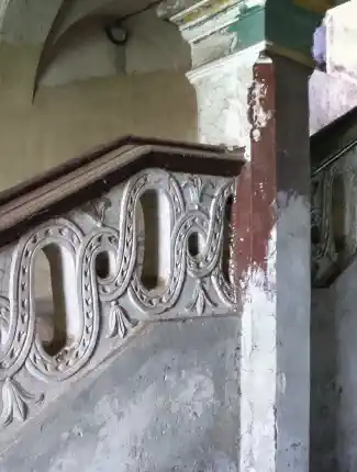 Palacio a reformar en Pisarzowice, cerca del palacio de Moszna, Pisarzowice, Opole