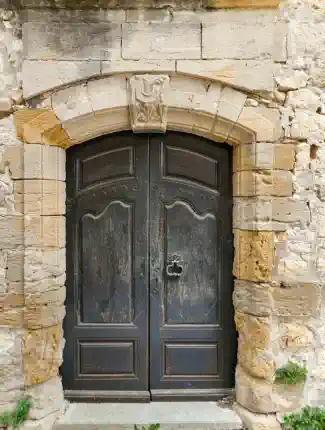 Casa de pueblo restaurada con elementos históricos cerca de Uzès, Uzès, Occitania