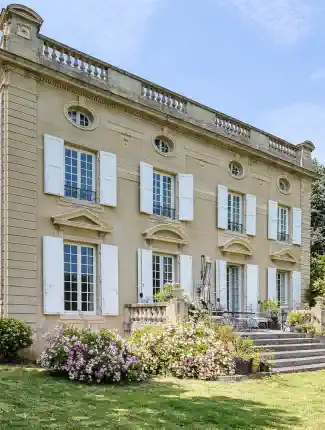 Residencia histórica con capilla, orangerie y piscina cerca de Lyon, Vaugneray, Auvergne-Rhône-Alpes